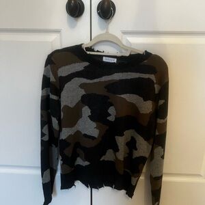 Vestique Urban Camo Knit Sweater